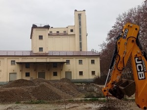 Tapen el clot de la sitja del Senpa on volien fer el macroalberg de&nbsp;Pardinyes.