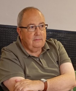 L’advocat, divulgador artístic i escriptor Antoni Gelonch participa en la reunió quinzenal d’Art’s i Cultura&nbsp;(LLeida)